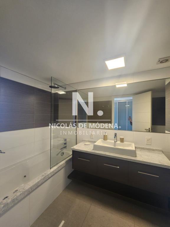 Apartamento de 4 dormitoios en venta, Roosevelt -