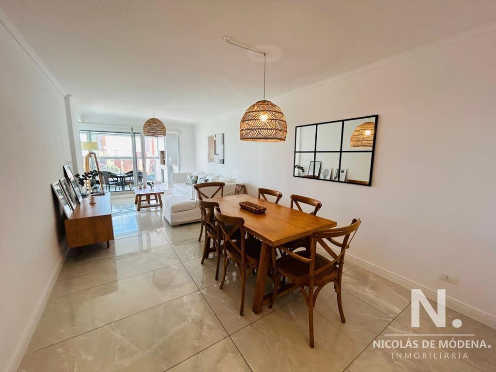 Apartamento en Venta, Playa Mansa, Punta del Este 2 dormito