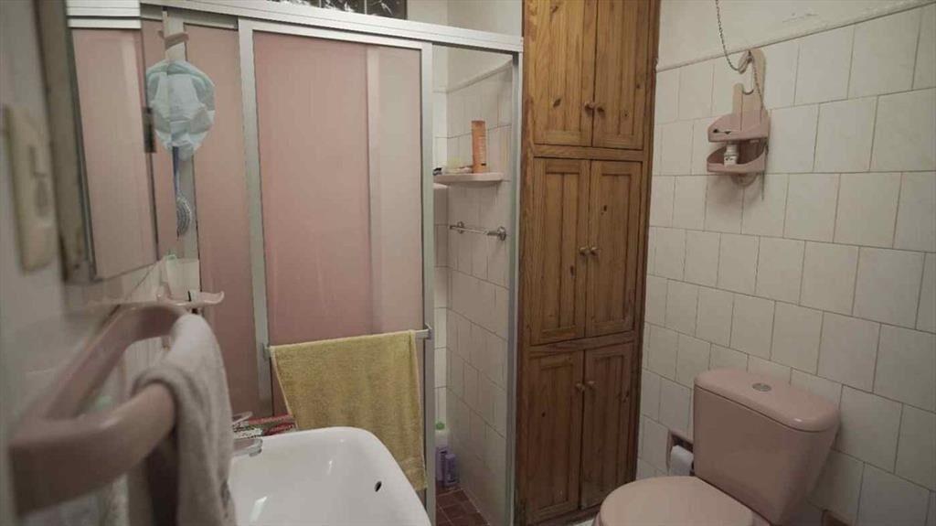 MUY BUENA CASA EN PLENO CENTRO DE SALTO