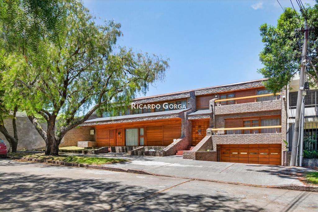 Hermoso chalet, 2 casas, 6 dormitorios, Fondo, Piscina e...