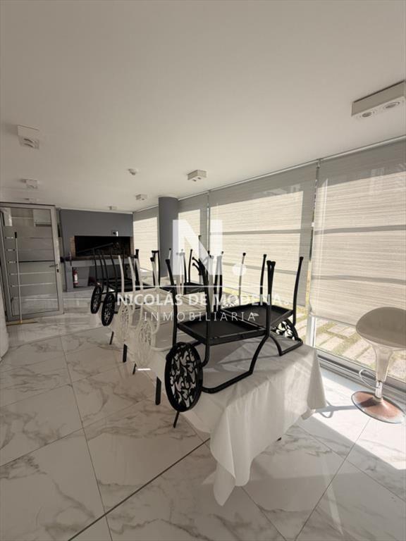 APARTAMENTO EN VENTA SOBRE ROOSEVELT CON GARAJE