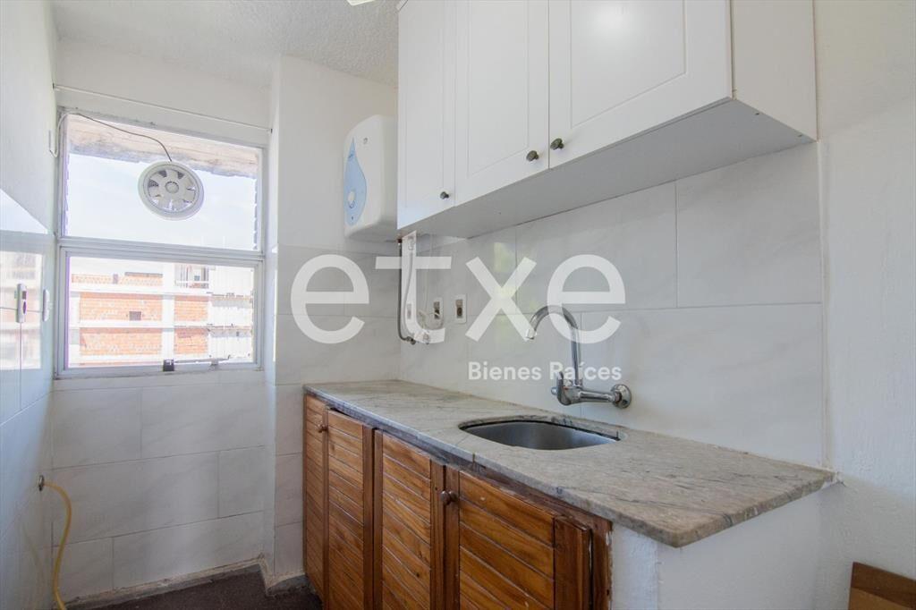Venta con renta de Apartamento en Buceo...