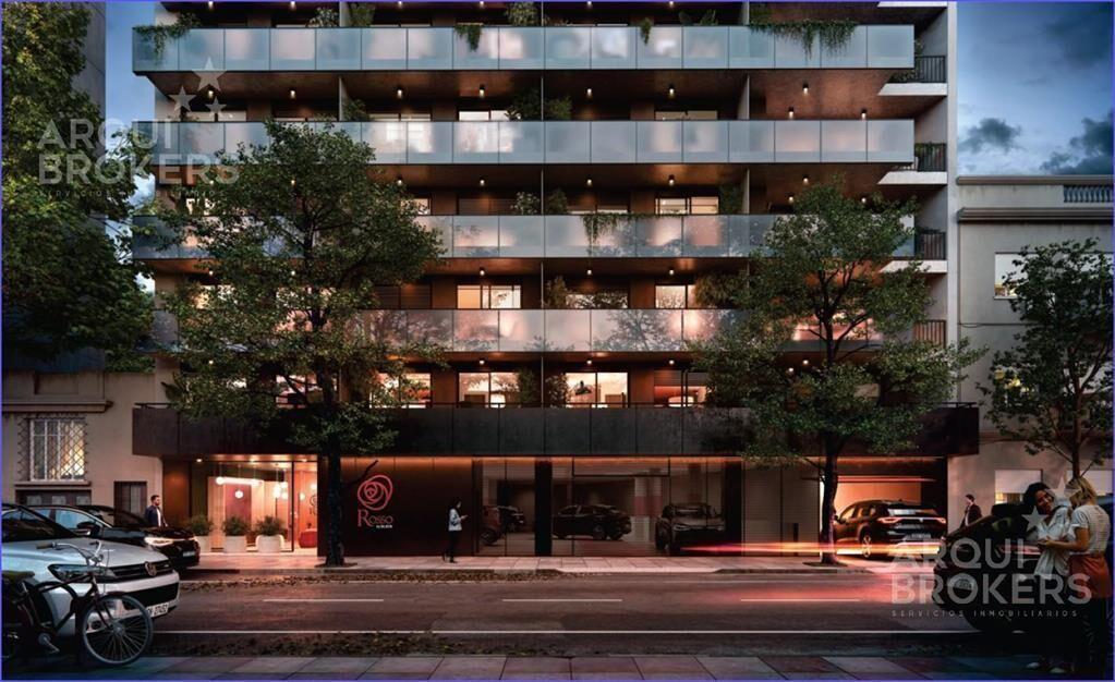 Apartamento de un dormitorio con patio en venta en Cordón -