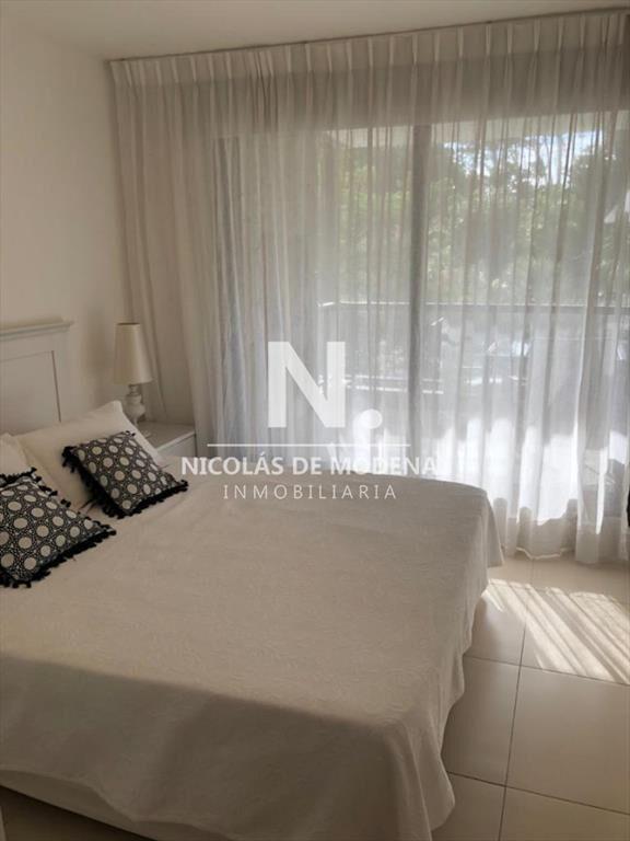Apartamento en Edificio con servicios y propio