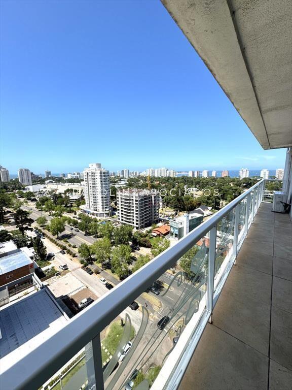 Apartamento de 1 dormitorio en venta en Torre del