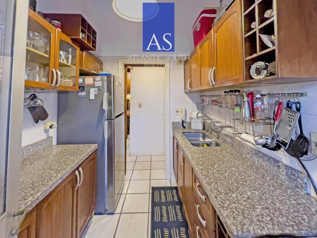 Apartamento 3 dormitorios con estufa y parrillero