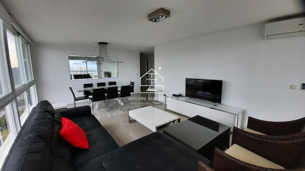 EXCELENTE APARTAMENTO EN ROOSEVELT