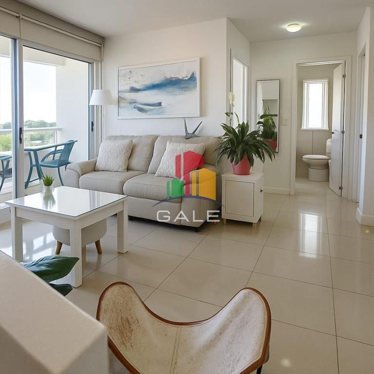Apartamento en venta de dos dormitorios en Avda