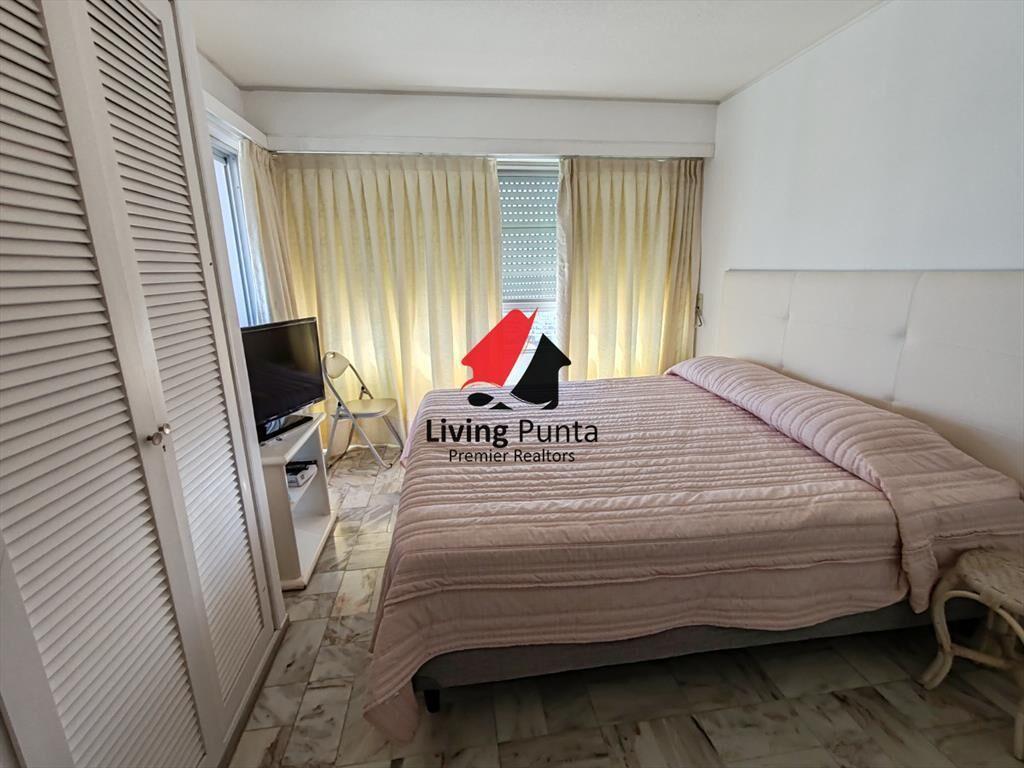 Excepcional unidad en venta. Piso alto y con las