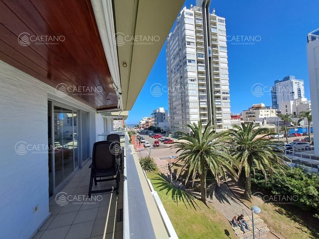 Apartamento en venta en el puerto, vista, 2 dormitorios