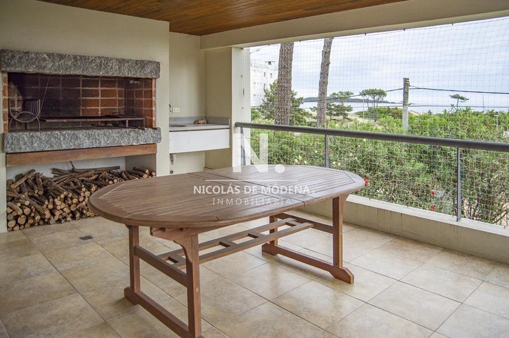 Apartamento en venta con vista al mar en Playa 3