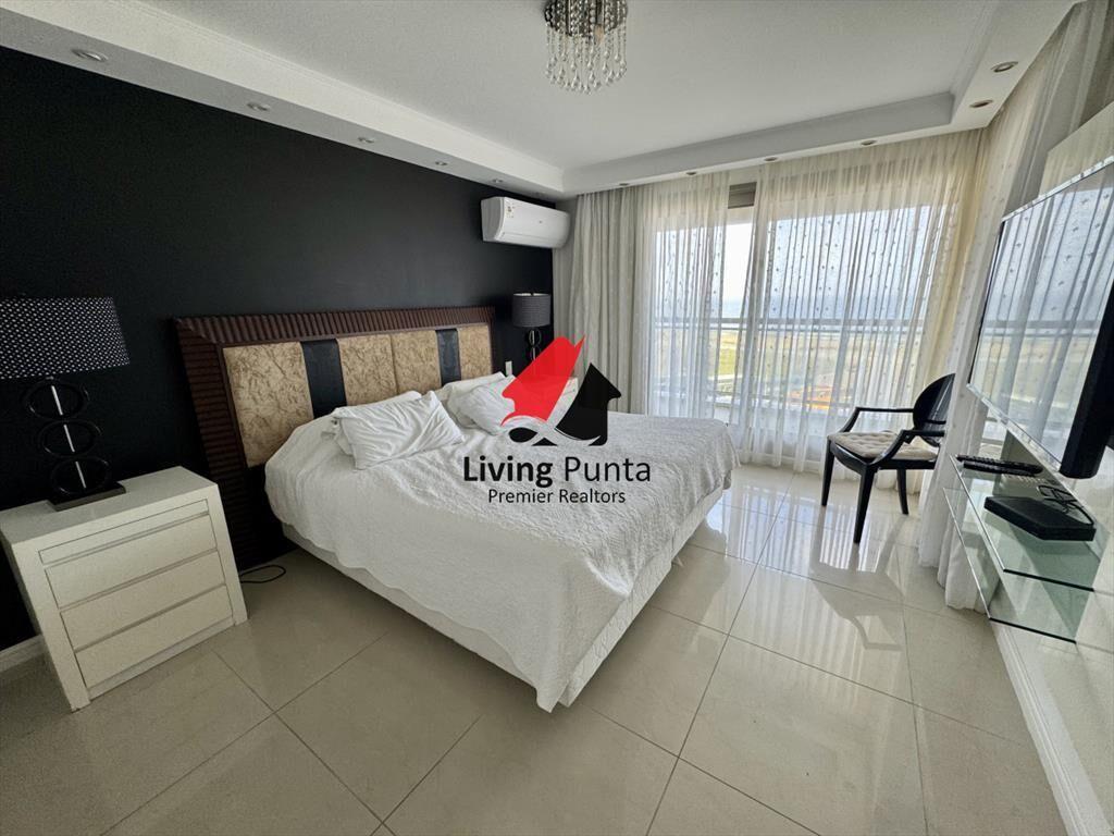 Apartamento en Alquiler frente al mar full