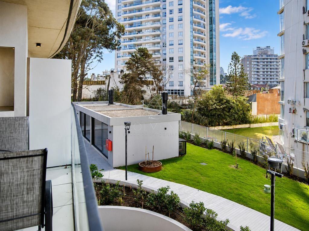 En venta apartamento de 2 dormitorios a solo de