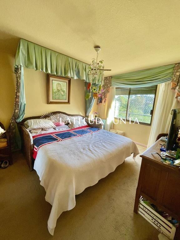 Apartamento en Brava, 4 dormitorios más dependencia
