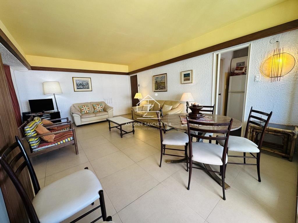 Venta de apartamento de dos dormitorios en Punta