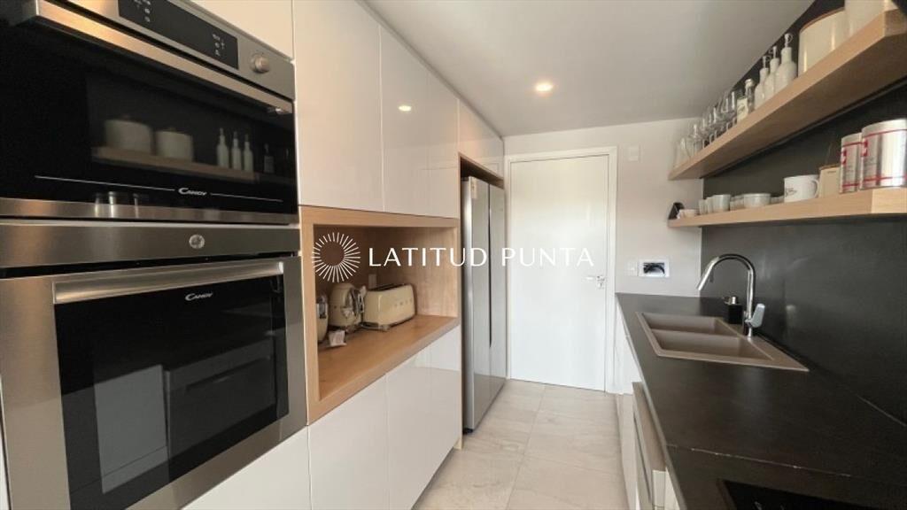 Apartamento 4 suites. Manantiales