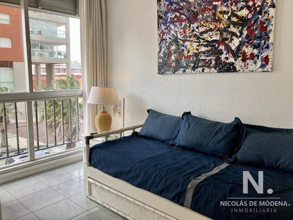 Apartamento en venta de 2 dormitorios zona Peninsula, PUNTA