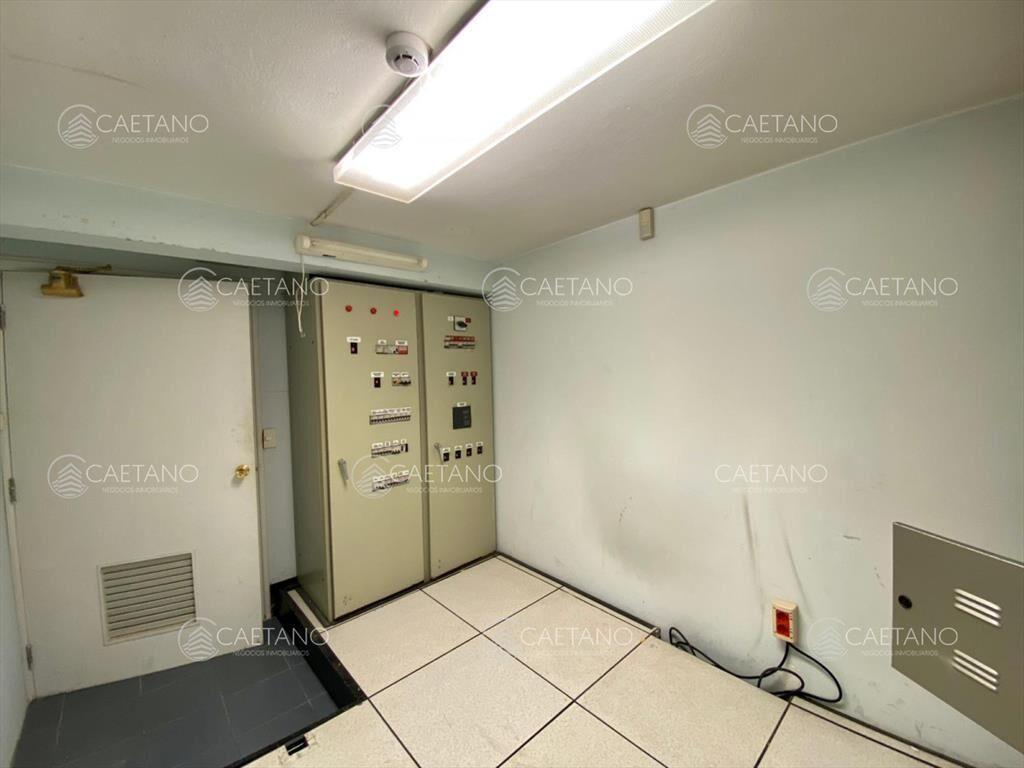 Local comercial sobre Roosevelt