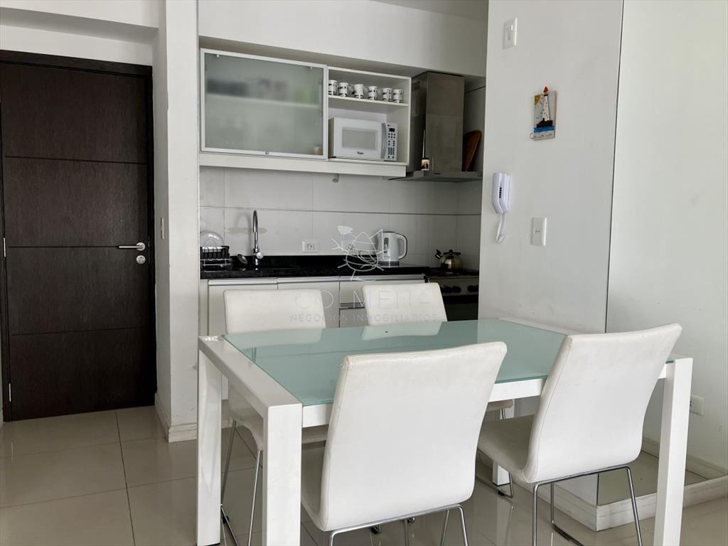 Apartamento en Península 1 dormitorio con garage
