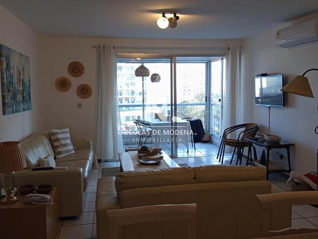 Vende apartamento en de 3 dormitorios Punta del a