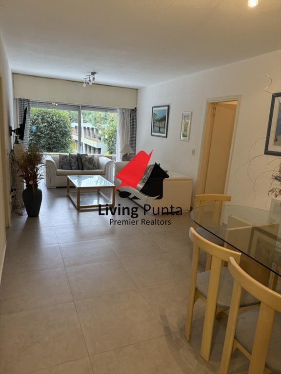 GRAN PLANTA EN COMPLEJO CON SERVICIOS