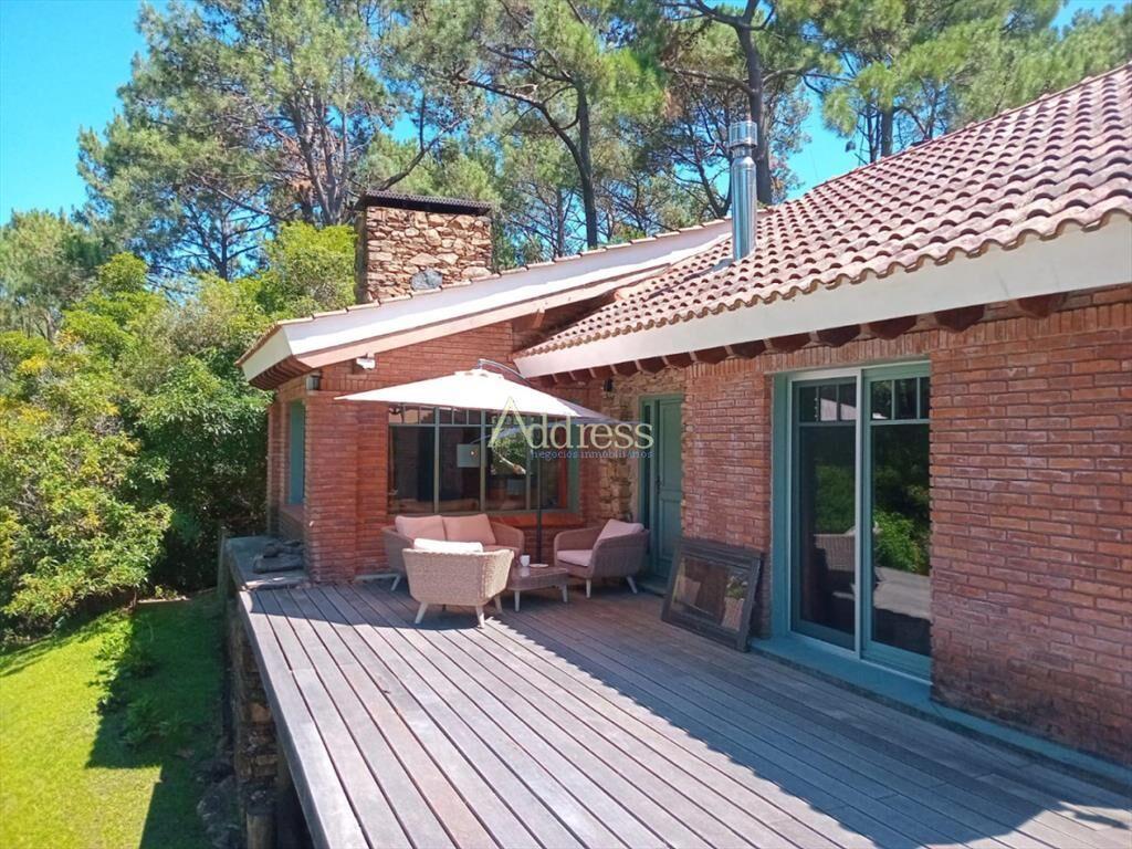 Casa en Punta Ballena, Club del Lago
