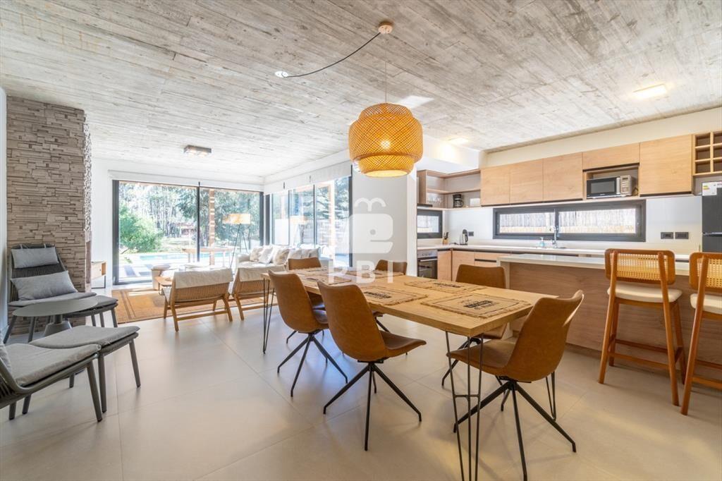 Casa en alquiler anual e invernal en Solanas Country, Punta
