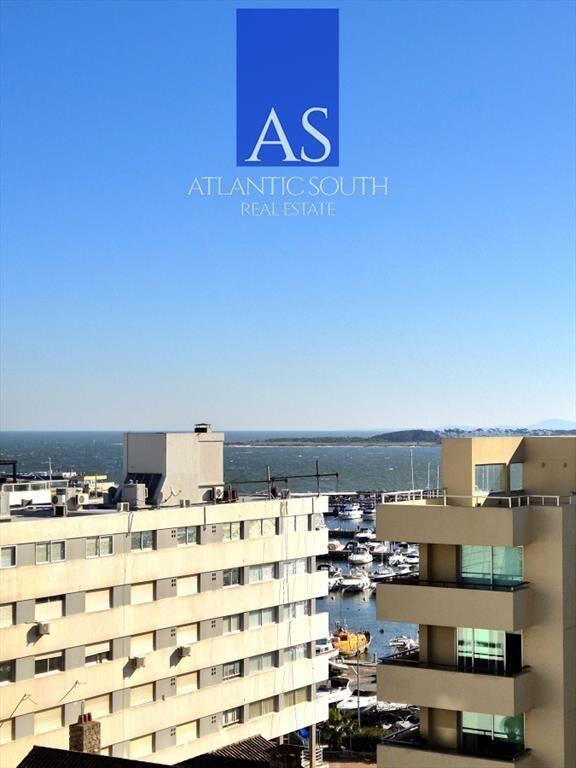 Apartamento de 1 dormitorio con vista parcial al