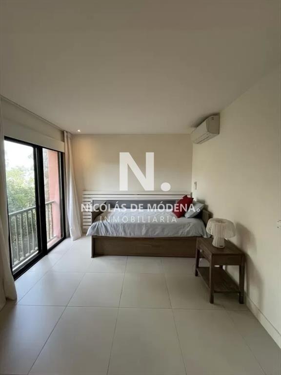 Impecable departamento, comodo e iluminado.