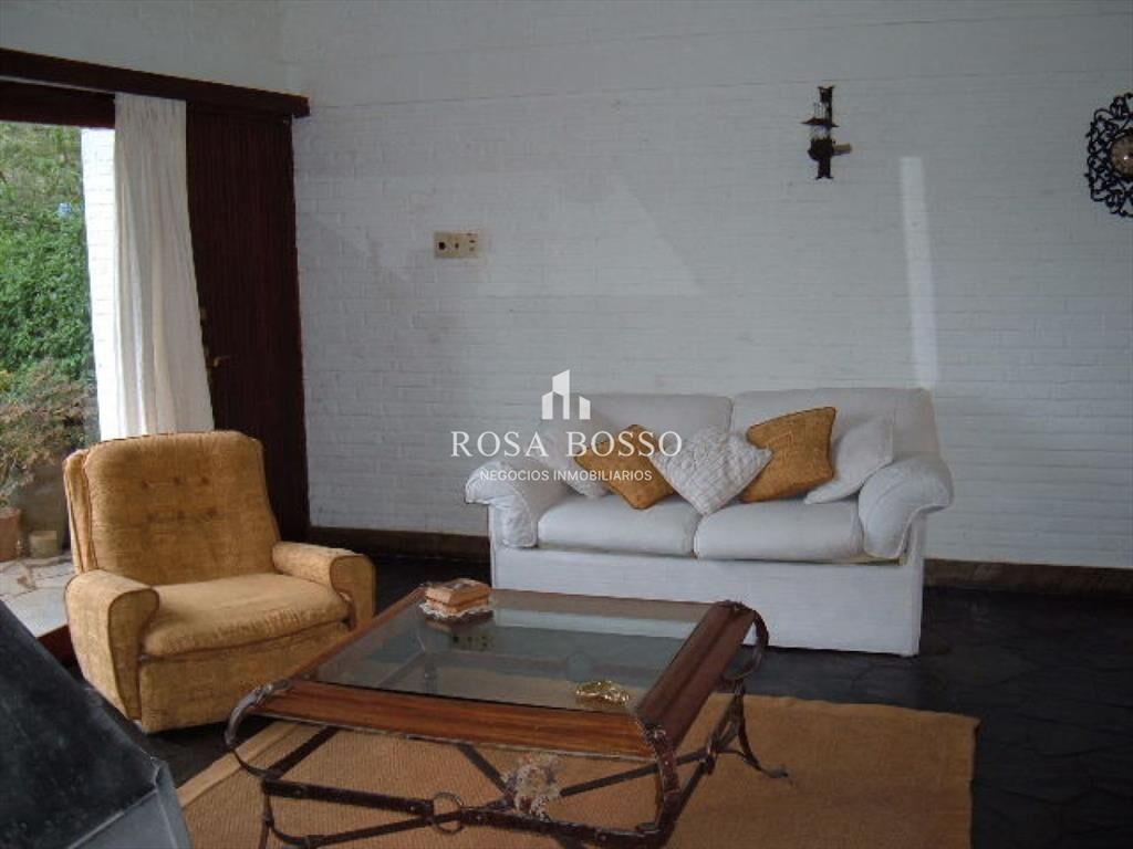 Casa en Pinares - Punta del Este.