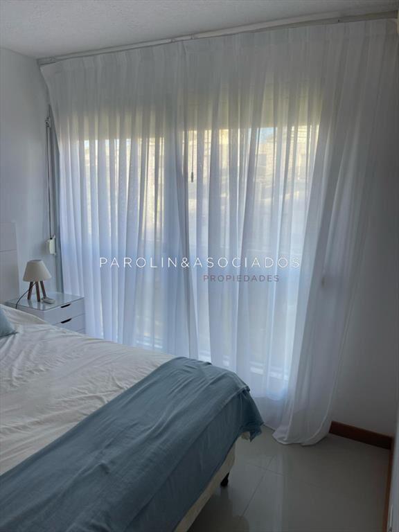 Apartamento en alquiler anual Punta del este