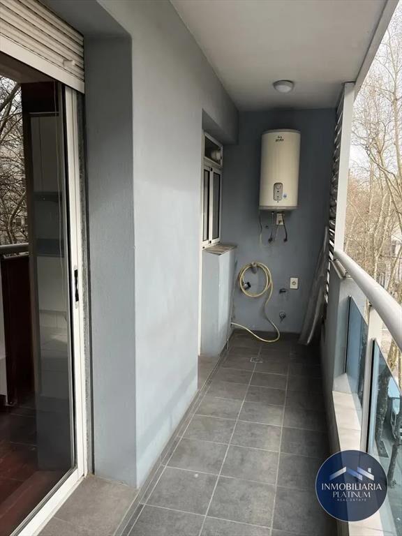 Apartamento en alquiler c/ cochera en Pocitos