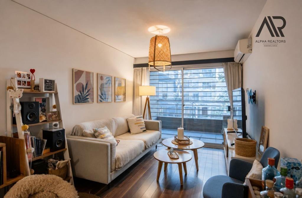 Apartamento en venta c/ cochera en Punta Carretas