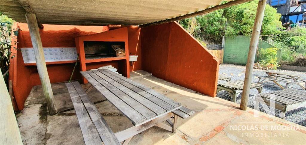 Casa en Altos de Punta Piedras, 4 dormitorios *