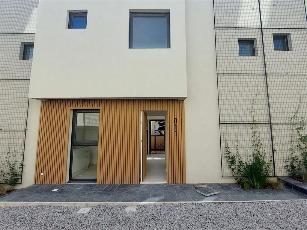 VENTA CASA CARRASCO NORTE 2 DORMITORIOS COCHERA CON RENTA