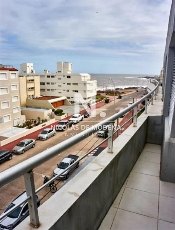 Venta Apartamento Penthouse, 2 Dormitorios, Punta