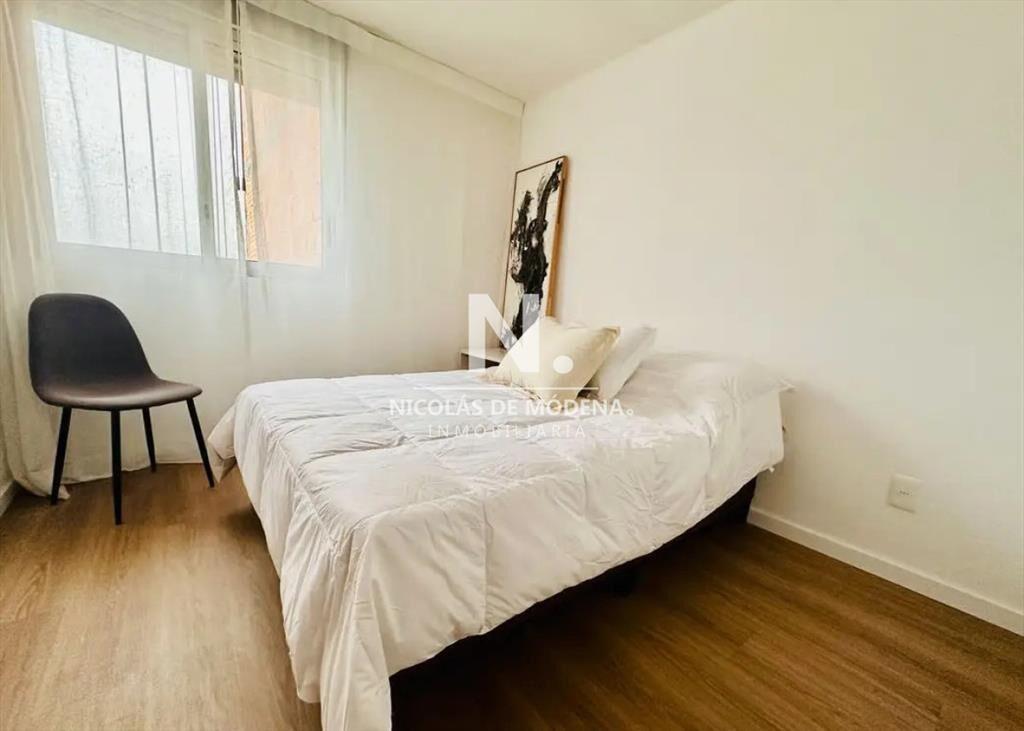 Luminoso Apartamento en Venta de 2 Dormitorios A