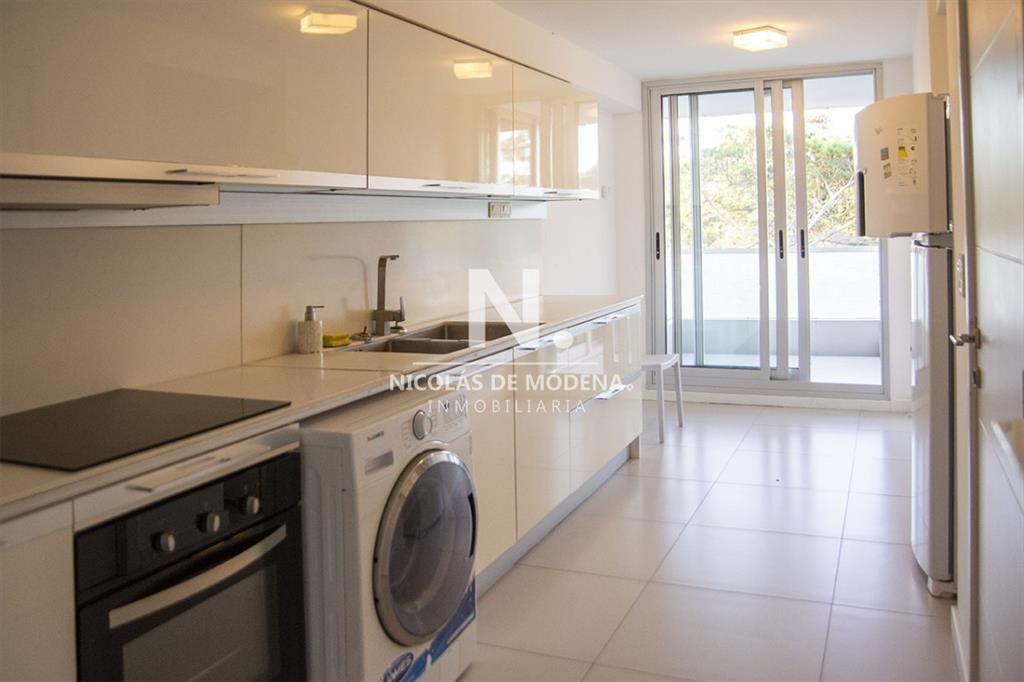 Departamento de 2 suites + depedencia en venta al