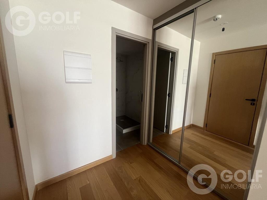 Venta de monoambiente con terraza en Punta Carretas