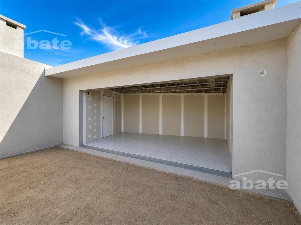 Venta casa de 3 dormitorios a estrenar a metros de la playa