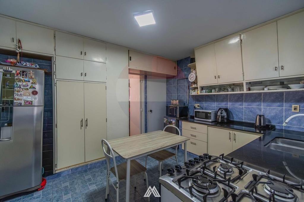 VENTA APARTAMENTO 3 DORM ,SERVICIO, TERRAZA CENTRO