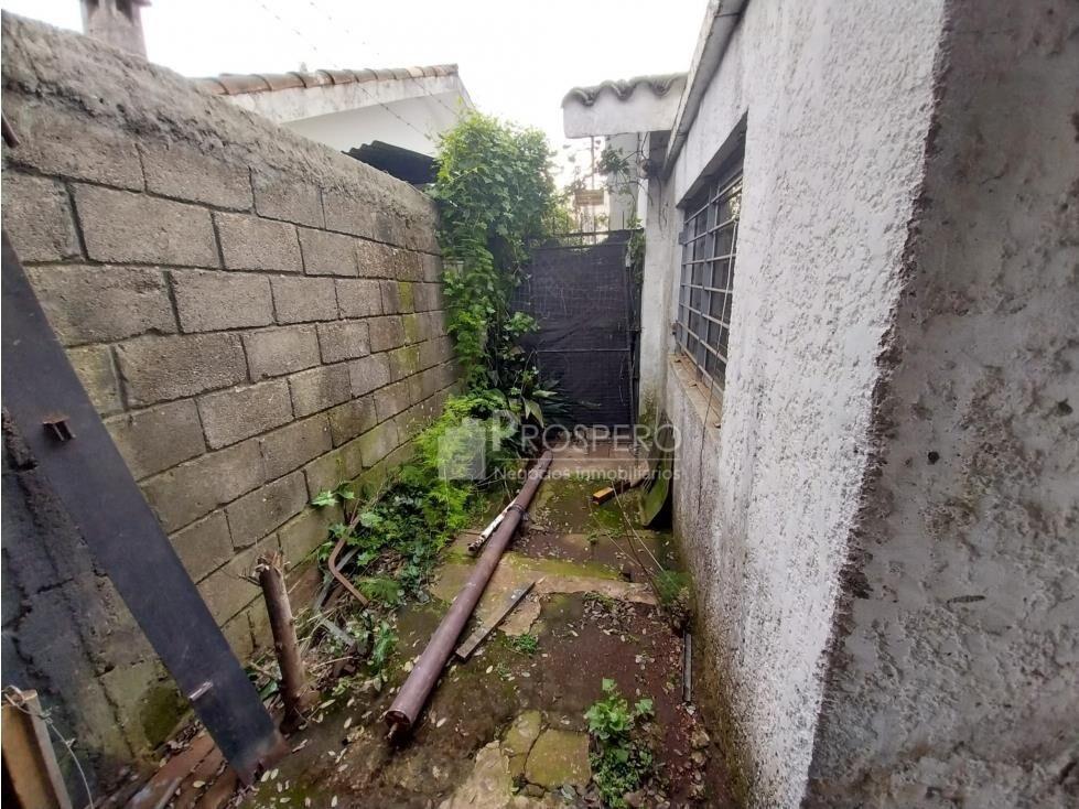 al1644/P venta casa 2 dorm villa española Jardin cochera