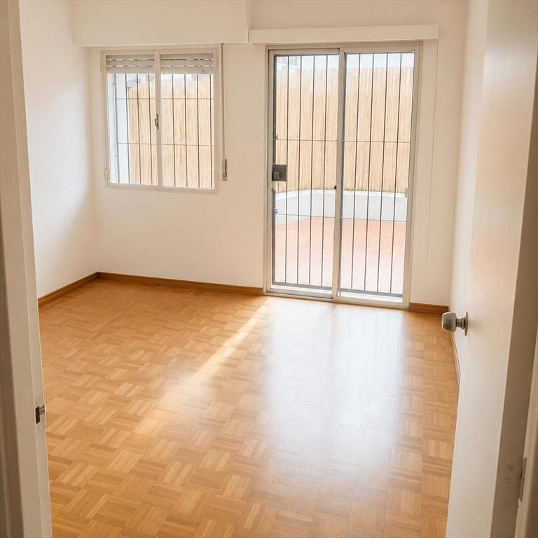 Venta Apartamento 3 dormitorios, planta baja con amplio pat