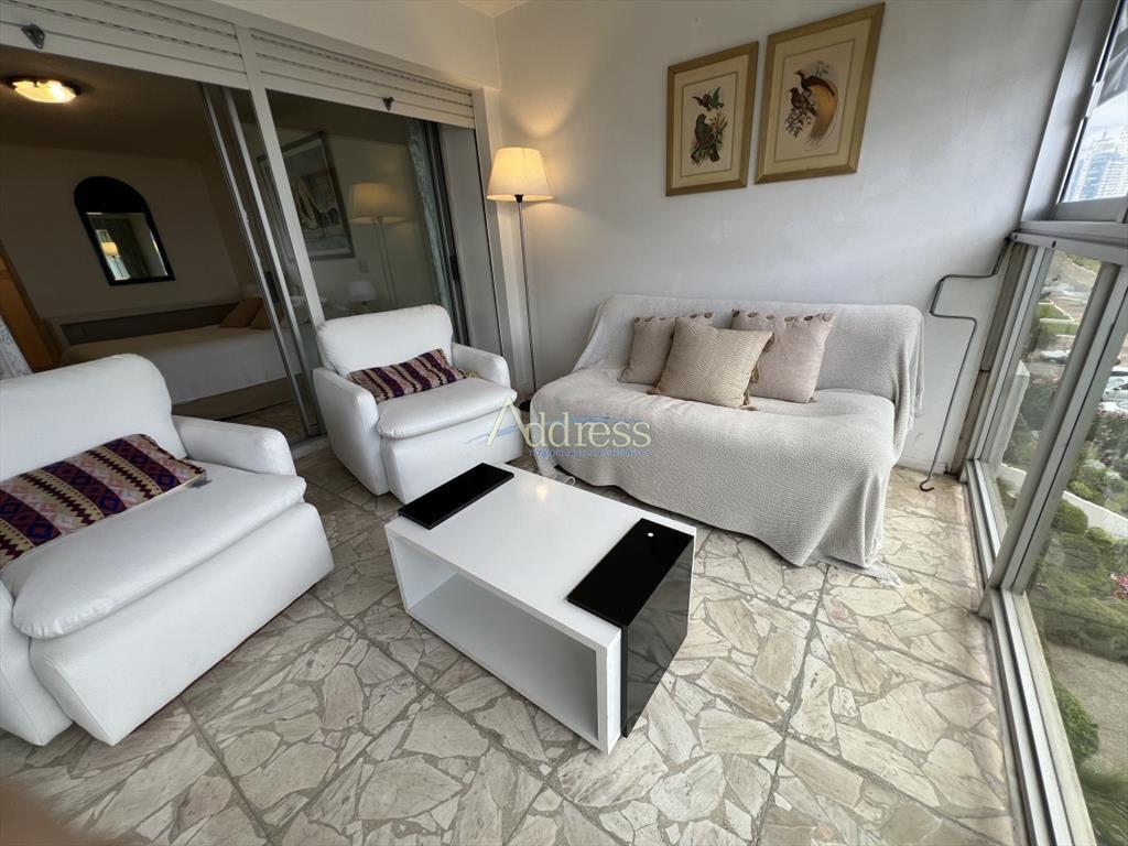 Apartamento en Mansa frente al mar - Punta del