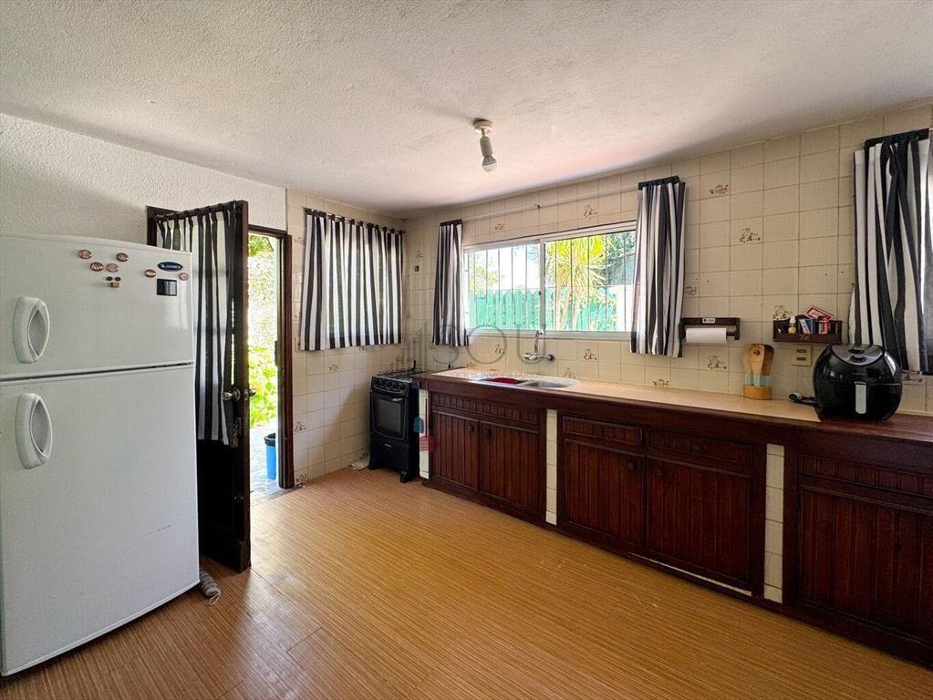 Venta Casa 6 Dormitorios Barrio Cantegril Punta Del Este