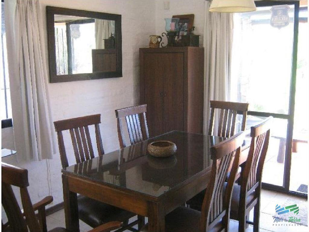 Casa en Montoya, 3 dormitorios *