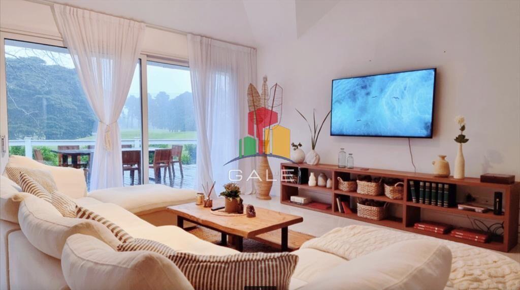 En venta espectacular casa de 5 dormitorios en