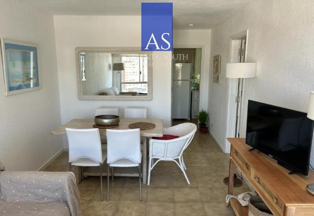 Apartamento 1 dormitorio con vista al mar y en