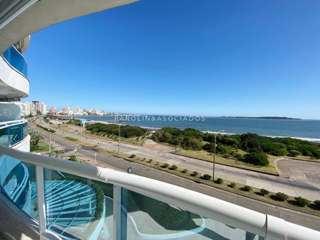 Apartamento en venta de 3 dormitorios en Tower,