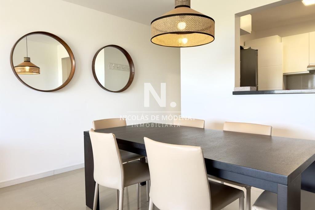 Apartamento de 3 dormitorios en alquiler Playa Brava